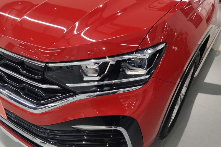 Used Volkswagen Tayron X 2020 330TSI Two-Wheel Drive Luxury Smart Connectivity Version