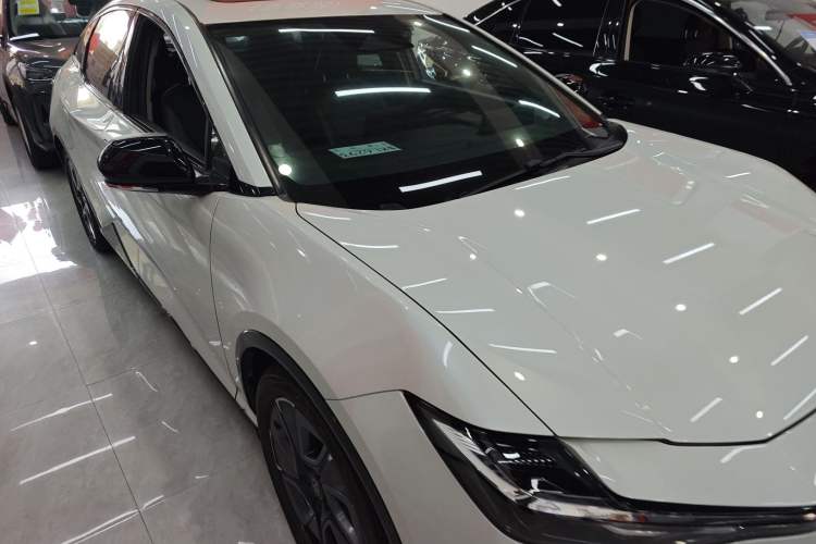 Used Toyota bZ3 2023 517 km Elite PRO