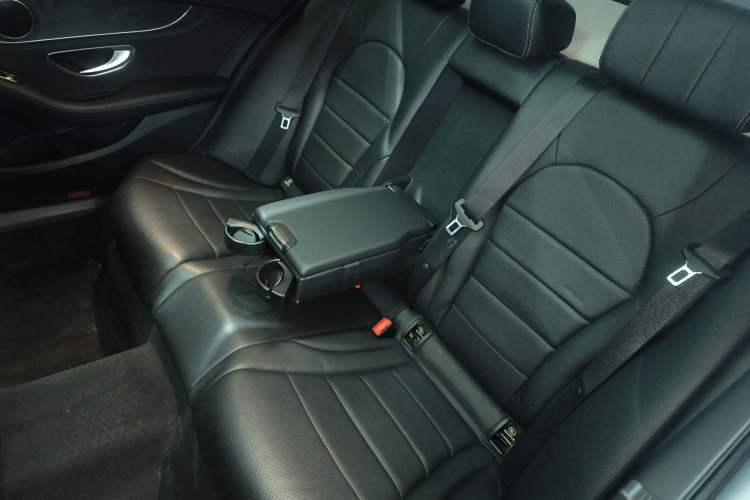 Used Mercedes-Benz C-Class 2015 C 200 L Sport Edition
