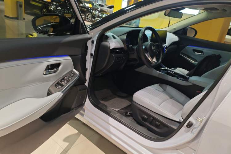 Used Nissan Sylphy 2023 Super Hybrid Electric Drive Ultra-Luxury Model
