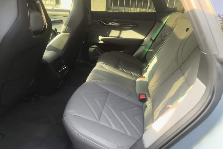 Used Zeekr 001 2021 Ultra-Long Range Dual-Motor YOU Version