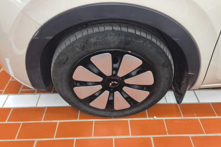 Used Wuling Bingo 2023 333 km Enjoyment Version
