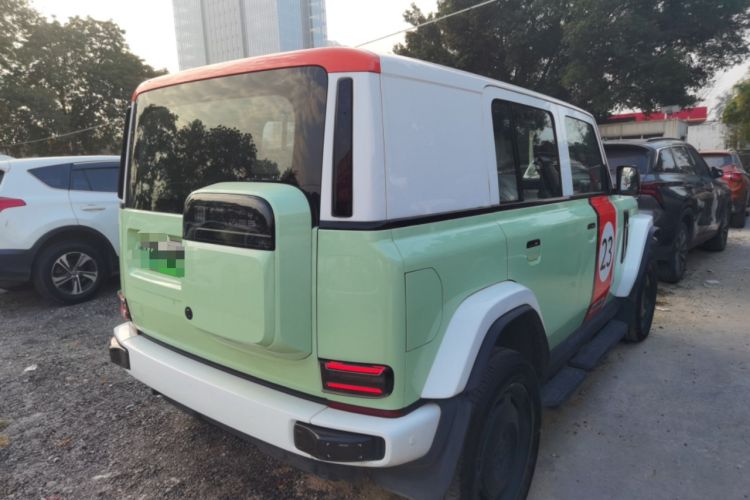 Used  V23 2025 401 Two-Wheel Drive Advanced Edition