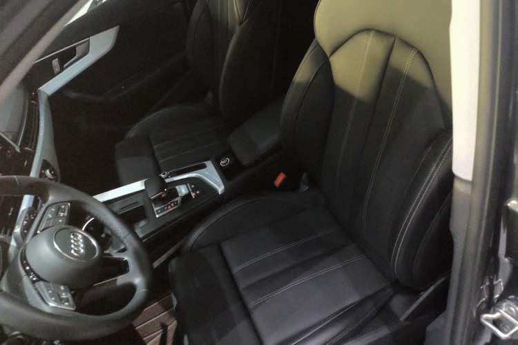 Used Audi A4L 2024 40 TFSI Fashion Dynamic Model