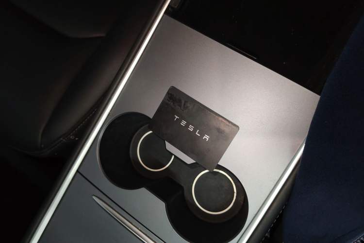 Used Tesla Model 3 2022 Rear-Wheel-Drive Version
