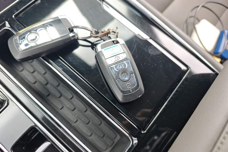 Used Lincoln Aviator 2024 3.0T V6 All-Wheel-Drive Luxury Edition Six Seats