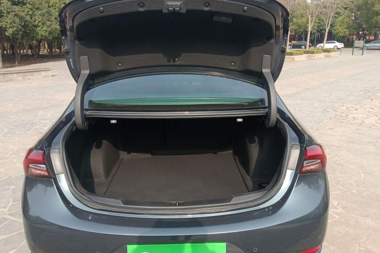 Used Buick LaCrosse 2022 552T Luxury Version
