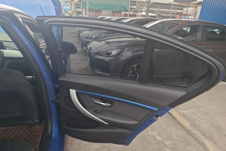 Used BMW 3 Series 2018 320i M Sport Package