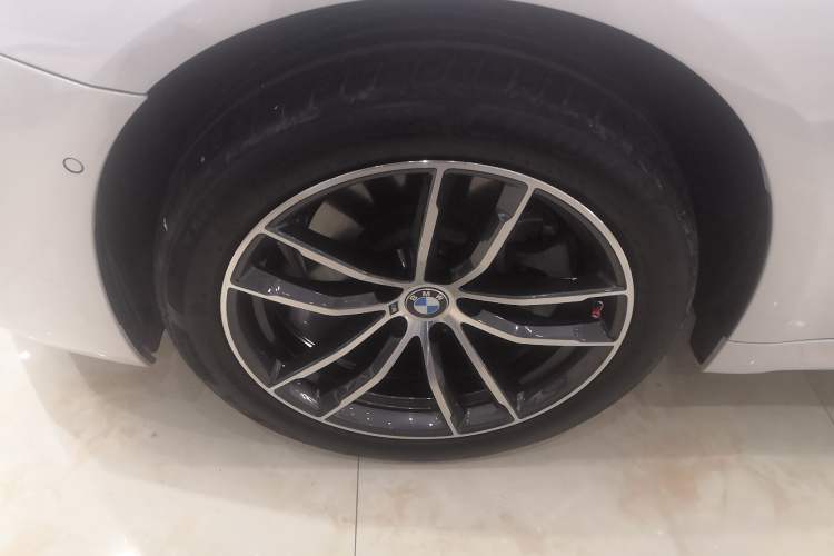 Used BMW 5 Series 2022 Second Facelift 525Li M Sport Package
