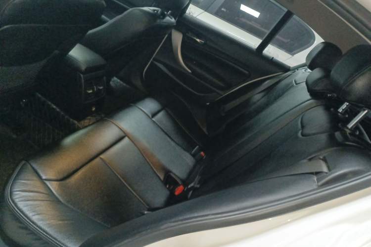 Used BMW 1 Series 2016 120i Leading Model
