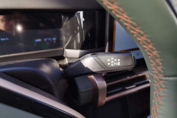 Used  03 2024 401km Range Two-Wheel Drive Standard Yuechao Version