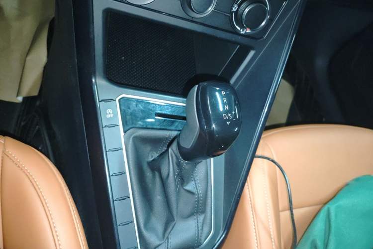 Used Volkswagen Lavida 2023 New Sharp 1.5L Automatic Excellent New Edition