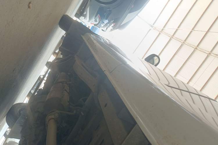 Used Jinbei Hiace X30 2020 1.5L Super-Comfortable Version China VI Standard SWC15M
