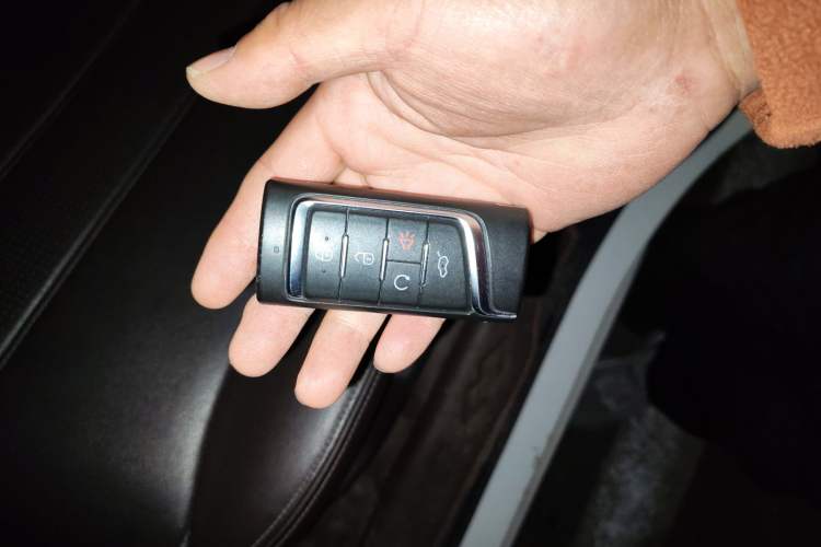 Used GAC Trumpchi M6 2019 270T DCT Luxury Edition (7-seater) China VI