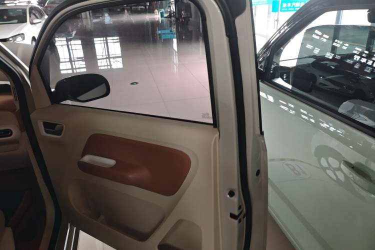 Used Wuling Hongguang MINIEV 2024 3rd Generation 215km Advanced Version
