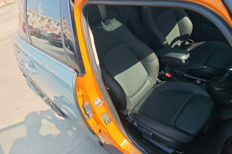 Used  MINI 2016 2.0T COOPER S Five-Door Edition
