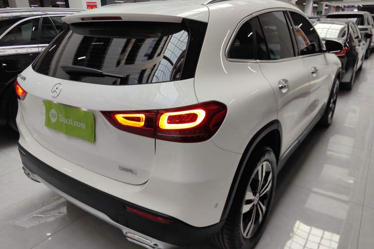 Used Mercedes-Benz GLA 2023 GLA 220
