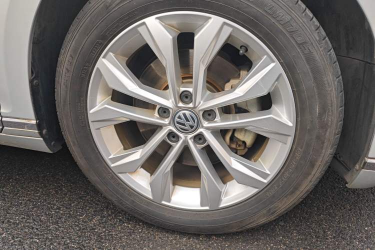 Used Volkswagen Magotan 2018 330TSI DSG Luxury Model
