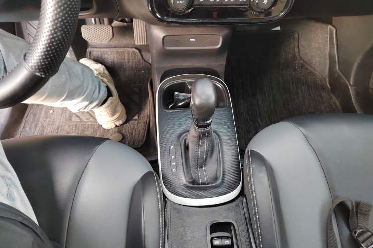 Used Roewe Clever 2022 311km QiQi BoBo Edition
