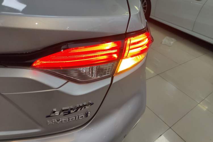 Used Toyota Levin 2022 Dual-Motor 1.8H E-CVT Sport Edition
