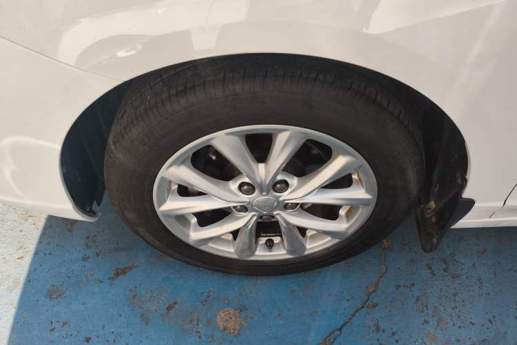 Used Roewe i5 2020 1.5L Manual 4G Connect Luxury Edition
