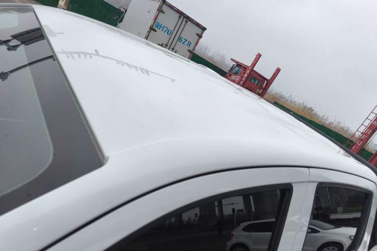 Used SAIC MAXUS T60 2022 5th Anniversary Edition 2.0T Diesel Manual Two-Wheel Drive High Ground Clearance Comfortable Version with Extended Cabin
