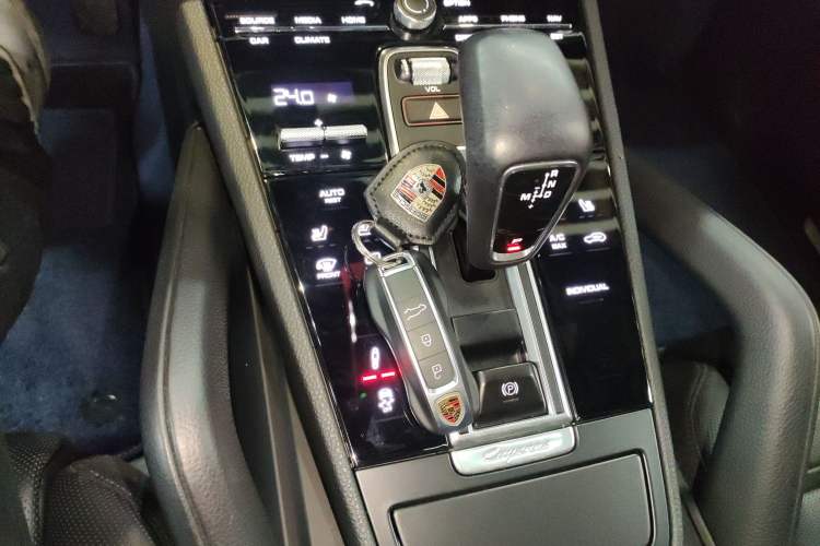 Used Porsche Cayenne 2021 Cayenne E-Hybrid 2.0T
