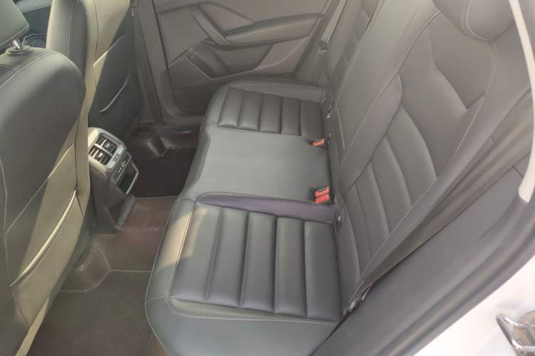 Used Volkswagen Tharu 2020 280TSI Two-Wheel Drive Luxury Plus Version China VI Standard