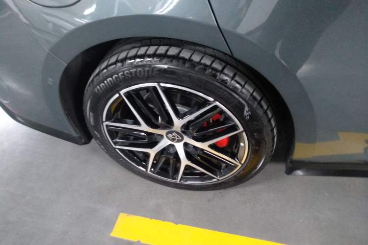 Used BYD Han L 2025 DM-p Four-Wheel-Drive LiDAR Flagship Model
