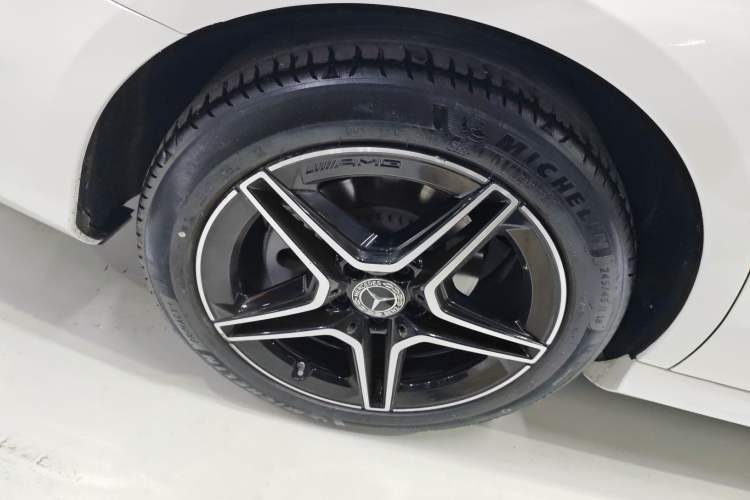 Used Mercedes-Benz E-Class 2023 E 260 Stylish Sports Edition
