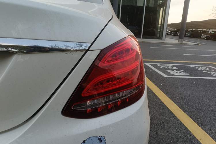 Used Mercedes-Benz C-Class 2015 C 200 L Sport Edition