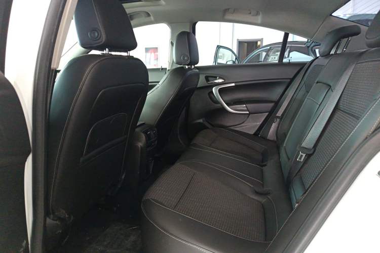 Used Buick Regal 2015 1.6T Leading Technology Model
