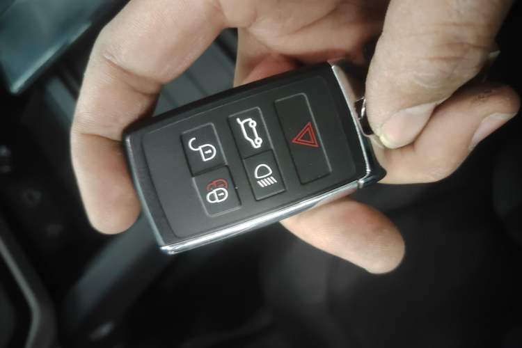 Used Land Rover Defender 2024 110 3.0T P400 XS
