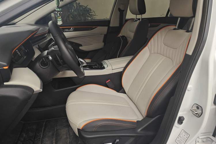 Used Dongfeng Aeolus Yixuan MAX 2021 1.5T Super Cool Trendy Dad Edition
