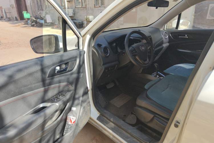 Used Changan CS15 2016 1.5L Automatic Luxury Edition
