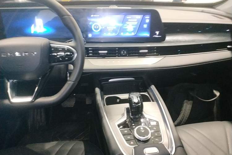 Used Chery Tiggo 7 PLUS 2025 Model 1.5T CVT Prestige