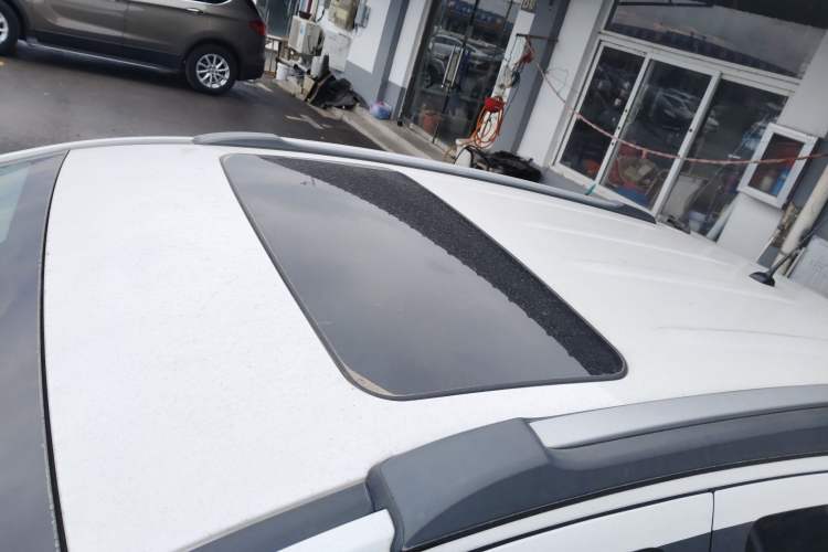 Used Buick Encore 2017 18T Automatic Two-Wheel Drive Urban Leading Model