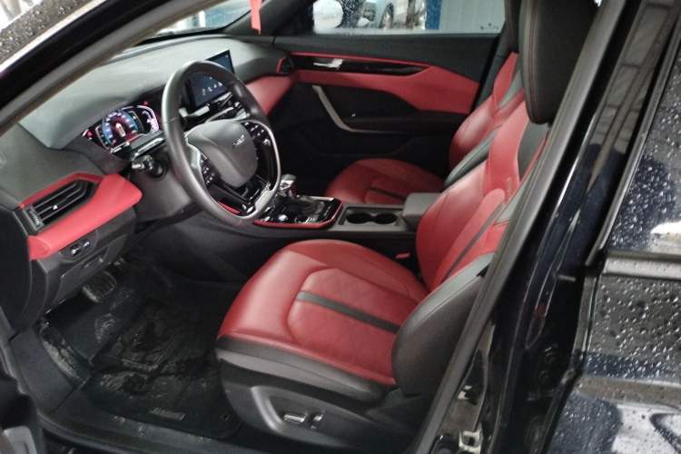 Used Dongfeng Aeolus Yixuan 2022 230T Automatic Adaptive-Beam Knight Edition