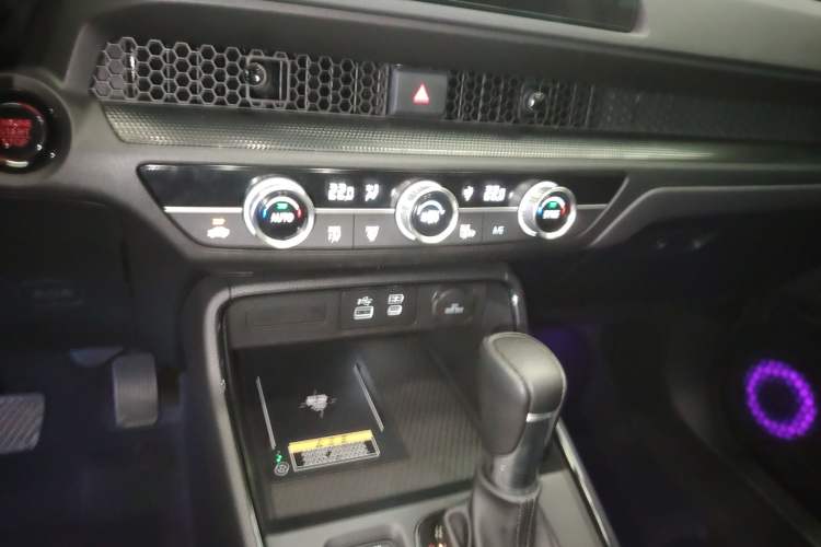 Used Honda CR-V 2023 240TURBO Two-Wheel Drive Smart Edition 5 Seats
