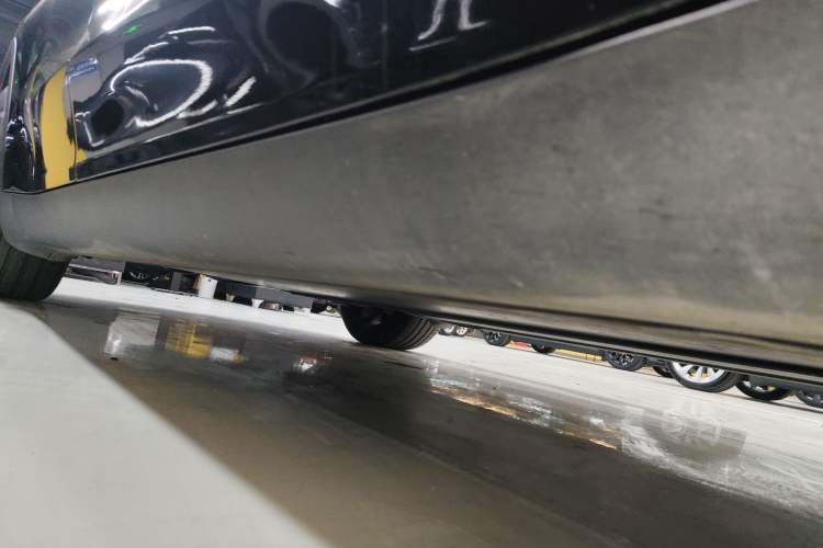 Used Tesla Model Y 2023 Long-Range All-Wheel-Drive Version
