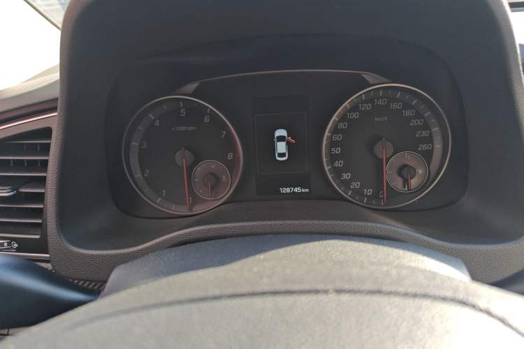 Used Hyundai Elantra 2018 1.4T Dual-Clutch Xuan Dong · Dynamic Edition
