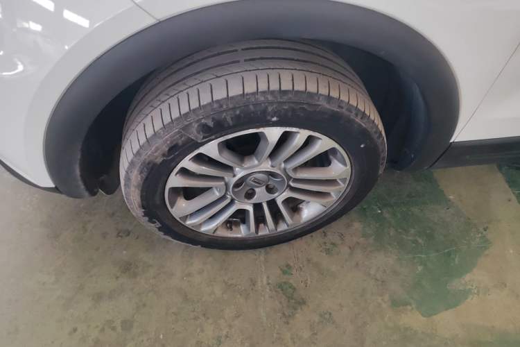 Used Qoros 5 2019 1.6T Automatic Zhiyun Connect (AliOS) Edition Prestige Model
