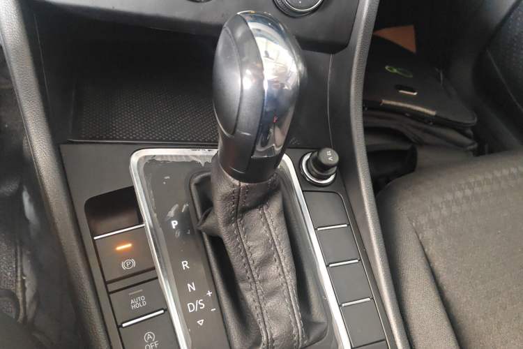 Used Volkswagen Bora 2021 1.5L Automatic Fashionable Smart Connectivity Version
