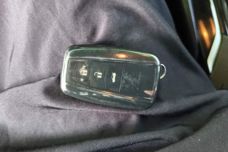 Used Toyota Levin 2019 Dual-Engine 1.8H E-CVT Luxury Edition China VI Standard
