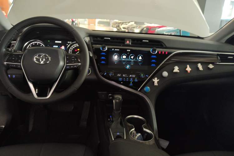 Used Toyota Camry 2019 2.0G Luxury Edition China VI Standard
