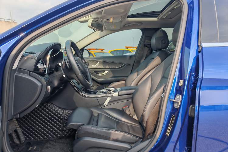 Used Mercedes-Benz C-Class 2018 C 180 L Fashion Edition Sport Version
