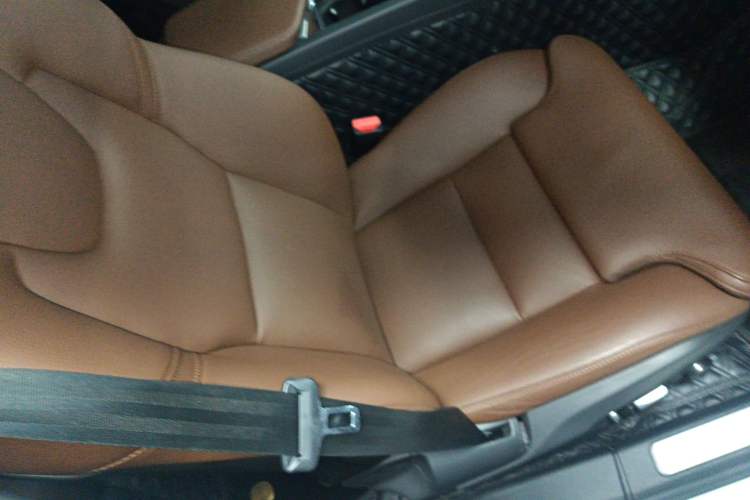 Used Volvo S60 2022 B4 Zhiyuan Luxury Edition