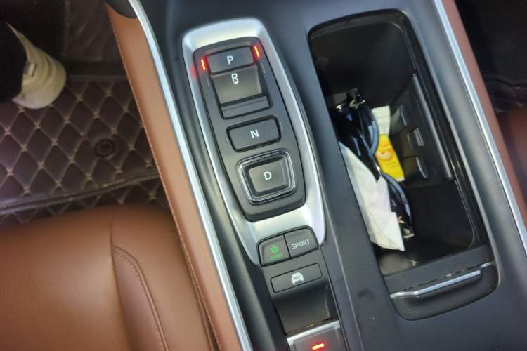 Used Honda Inspire 2022 Lingpai Hybrid 2.0L Pure Elegant Edition