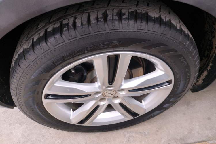 Used Zotye T700 2017 1.8T Dual-Clutch Flagship Model
