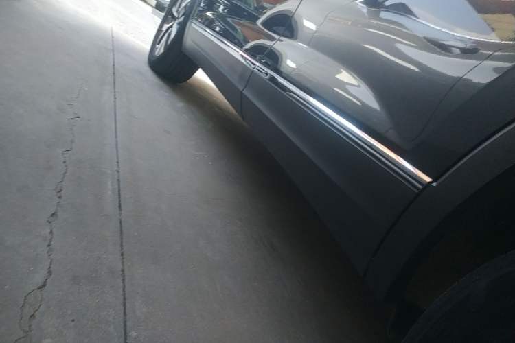 Used Volkswagen Tayron 2023 330TSI Two-Wheel-Drive Luxury Plus Advanced Version
